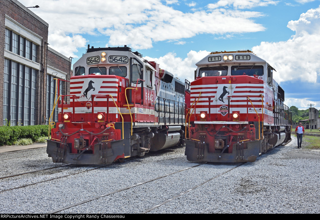NS 5642 and 911